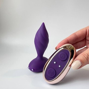 Анальная вибропробка Rocks Off Petite Sensations Desire Purple 2,8 см - фото