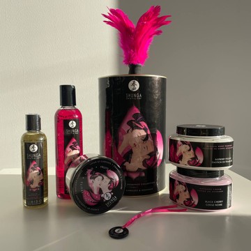Подарунковий набір Shunga Romance Cosmetic Kit