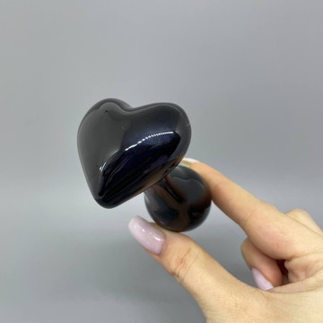 Стеклянная анальная пробка в форме сердца NS Novelties CRYSTAL HEART BLACK (3 см) - фото