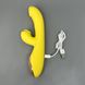 Вібратор з вакуумною стимуляцією + підігрів KissToy A-King Pro Yellow - фото товару